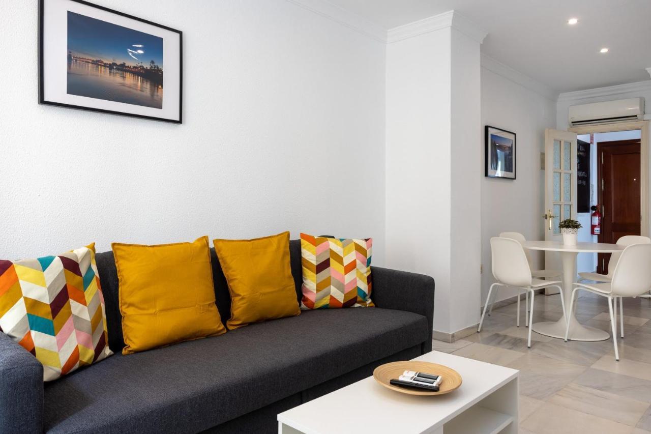 אל פוארטו דה סנטה מריה Apartamentos Los Cantaros מראה חיצוני תמונה