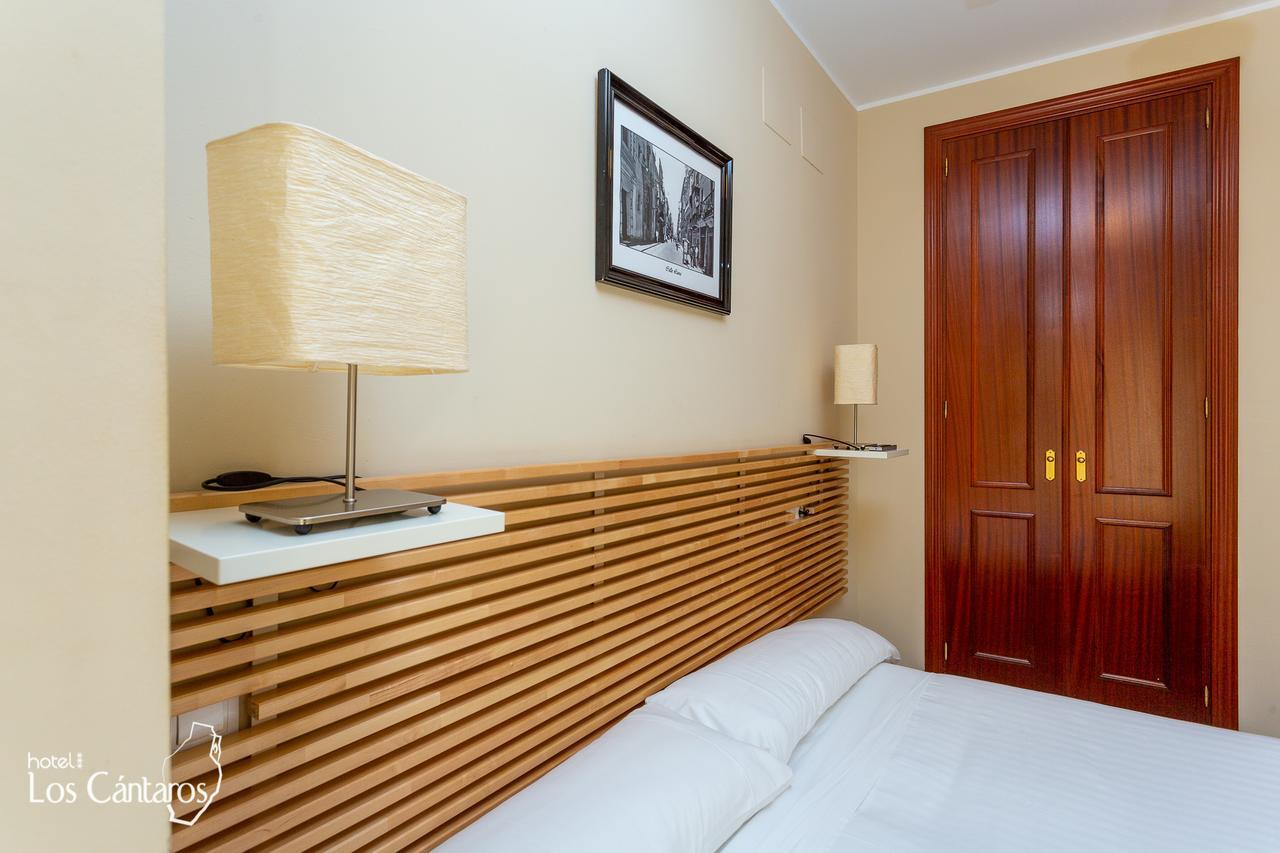 אל פוארטו דה סנטה מריה Apartamentos Los Cantaros מראה חיצוני תמונה